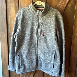 Eastern Mountain Sports size XL zippy